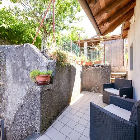 In Casoli Near Slopes *